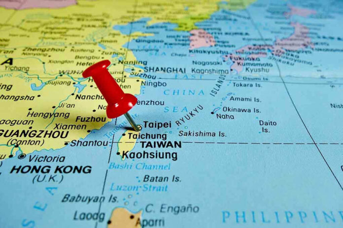 Red pushpin on map of Taiwan