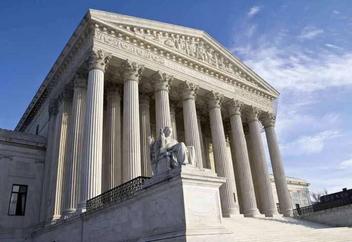 shutterstock_104498510 Supreme Court building with Corinthian columns
