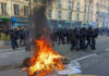 143-Year Old Momument DESTROYED in Protest Fire Fire burning on the street amid police presence.
